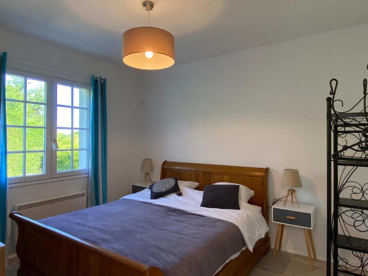 Maison Vendéenne à 10 min de la mer Avrillé Extérieur photo