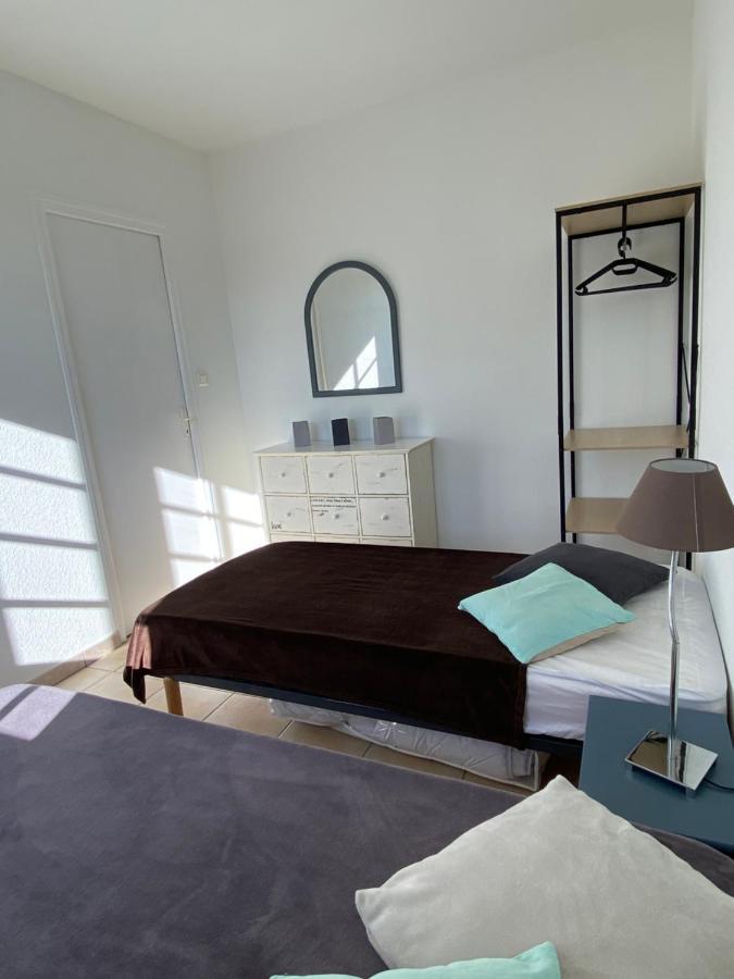 Maison Vendéenne à 10 min de la mer Avrillé Extérieur photo