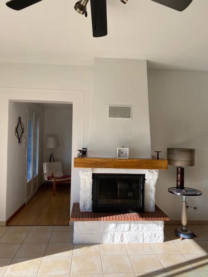 Maison Vendéenne à 10 min de la mer Avrillé Extérieur photo