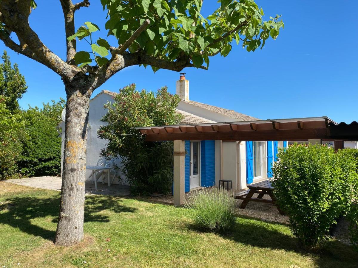 Maison Vendéenne à 10 min de la mer Avrillé Extérieur photo