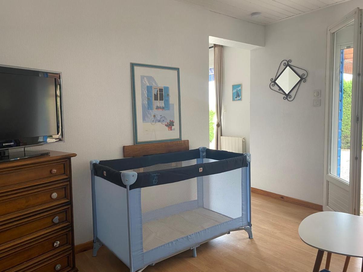 Maison Vendéenne à 10 min de la mer Avrillé Extérieur photo